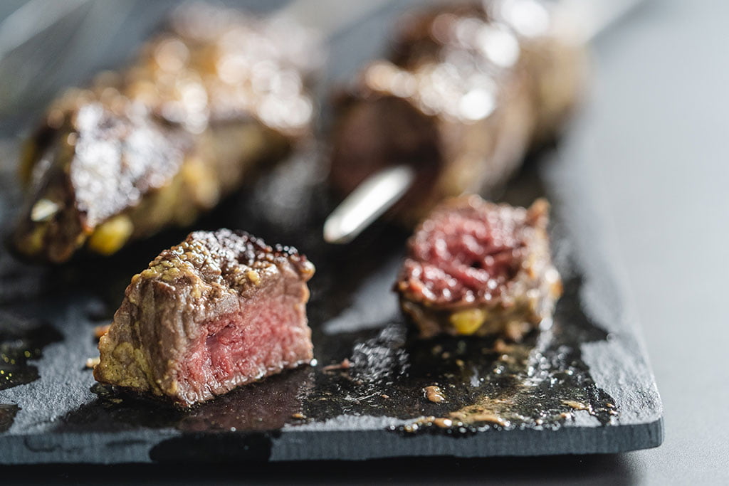 Rinderhüftspieße mit Zitronen-Knoblauch-Marinade