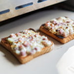 Flammkuchen Toast - Schneller Snack