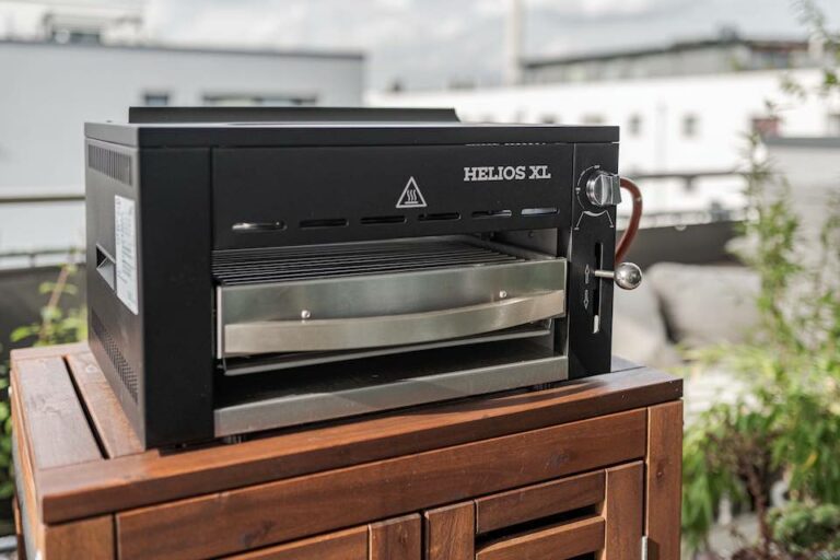 Helios XL Oberhitzegrill von Meateor